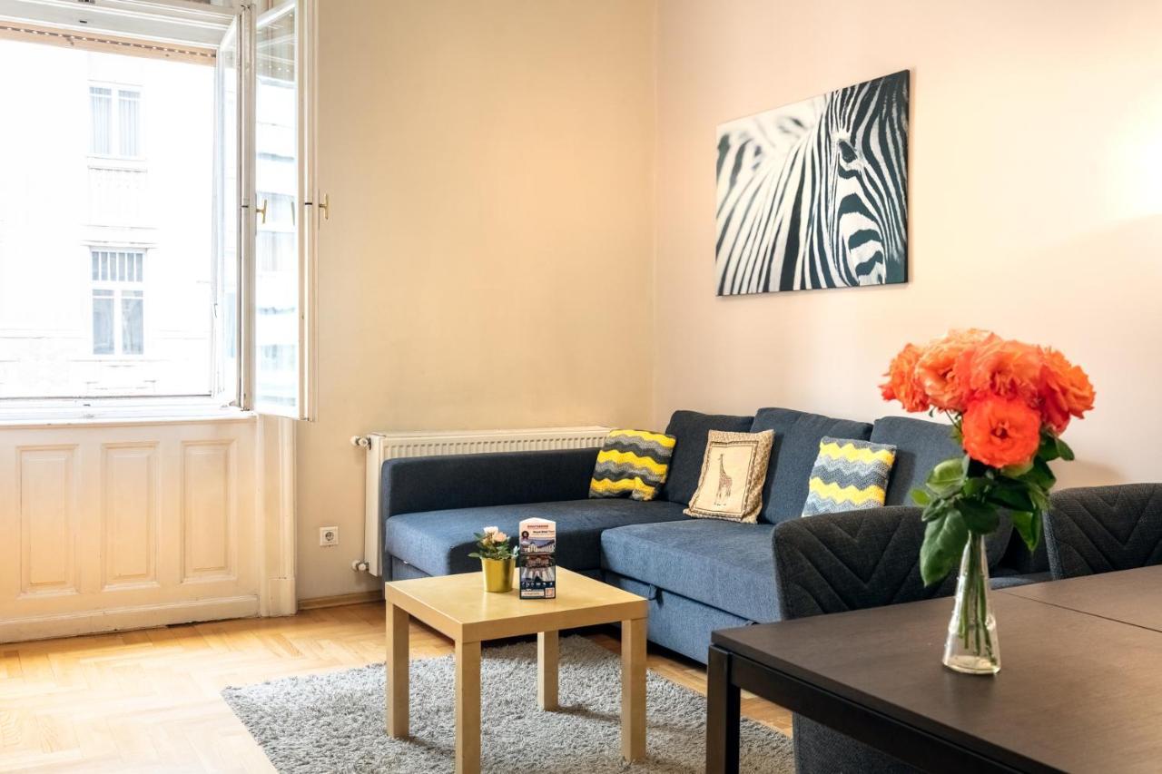 בודפשט Orangehomes Kalvin Sq 2 Bedroom Apartment מראה חיצוני תמונה